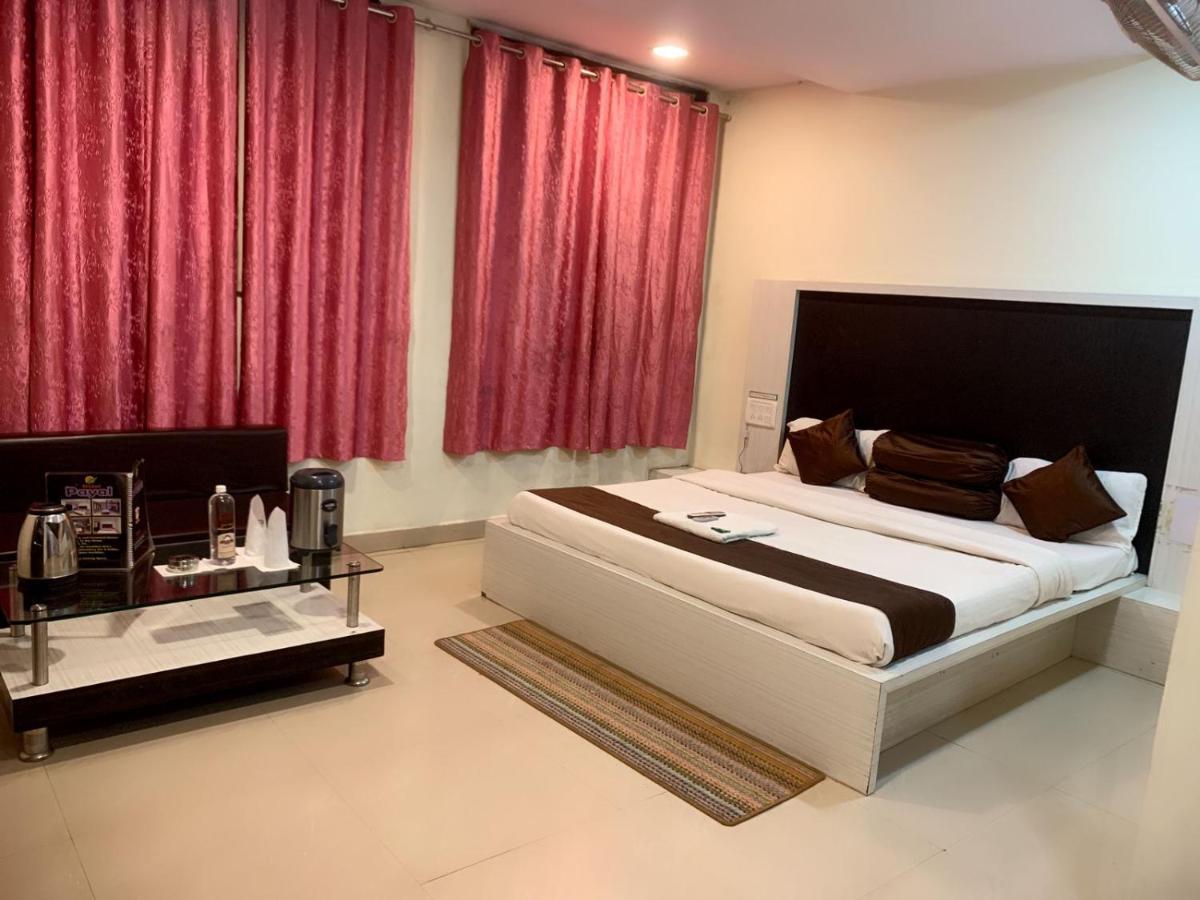 Hotel Payal & Restaurent Pachmarhī Extérieur photo